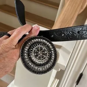 Perry Ellis Genuine Leather Western Bling Belt Womens M L Tooled Perry Ellis | Accessories | Perry Ellis Genuine Leather  main image 3
